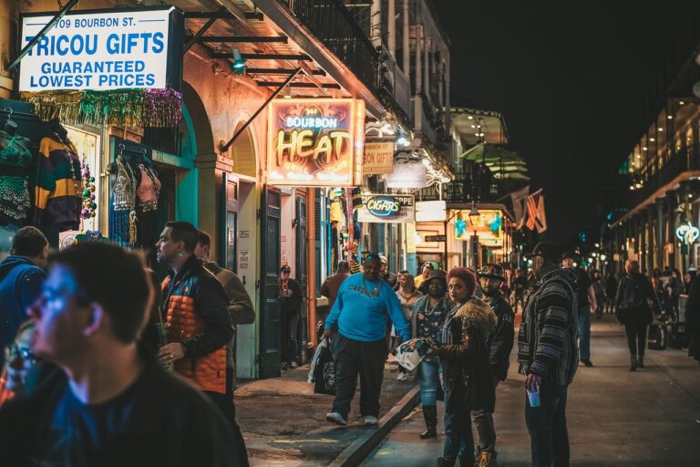 Best Night Markets in Goa: Top Picks for Shopping & Music